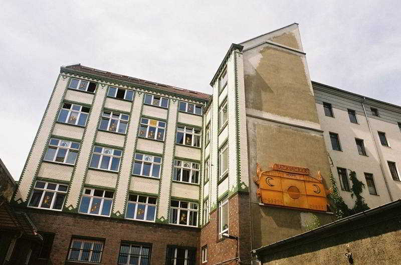 Mitte's Backpacker Hotel Berlino